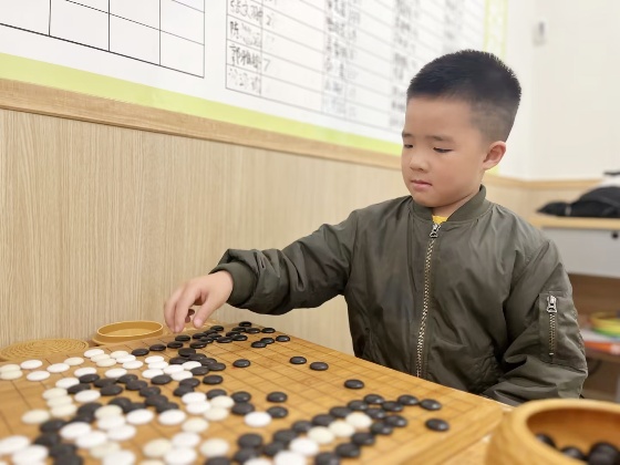 對(duì)弈1_副本.jpg 對(duì)弈1_副本.jpg